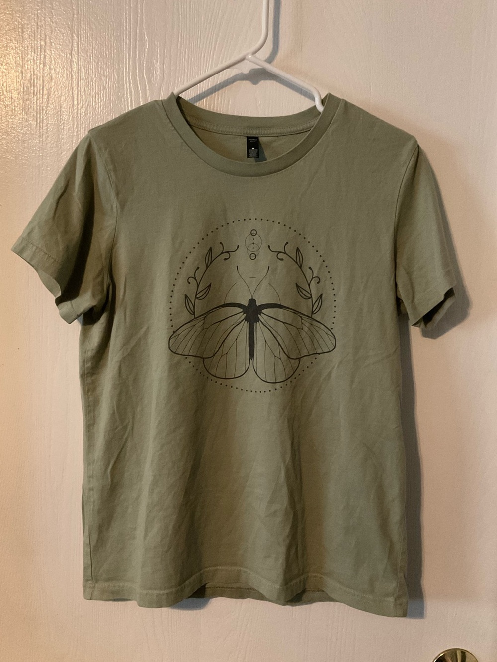 BeCause butterfly women's cotton tee - Pistachio green Size M
